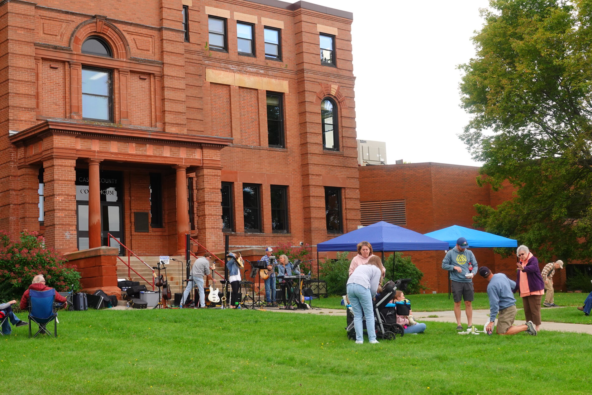 People at Ethnic fest with Band